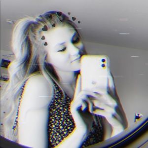 Meet your Posher, Megan